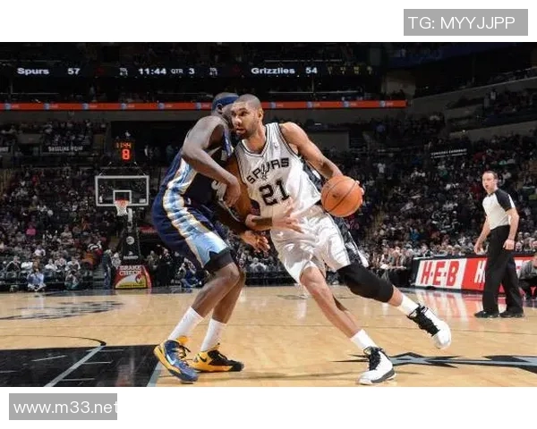 从状元秀到超级球星：NBA历届状元的崛起与挑战分析