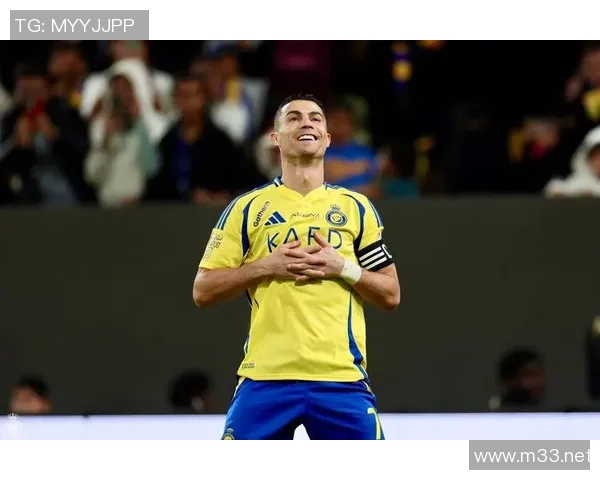 以内马尔为核心，探索他如何成为足坛新世纪的超级巨星与影响力人物