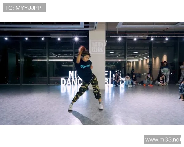 街舞盛宴：深入了解西安街舞队员的独特才华与个人风采